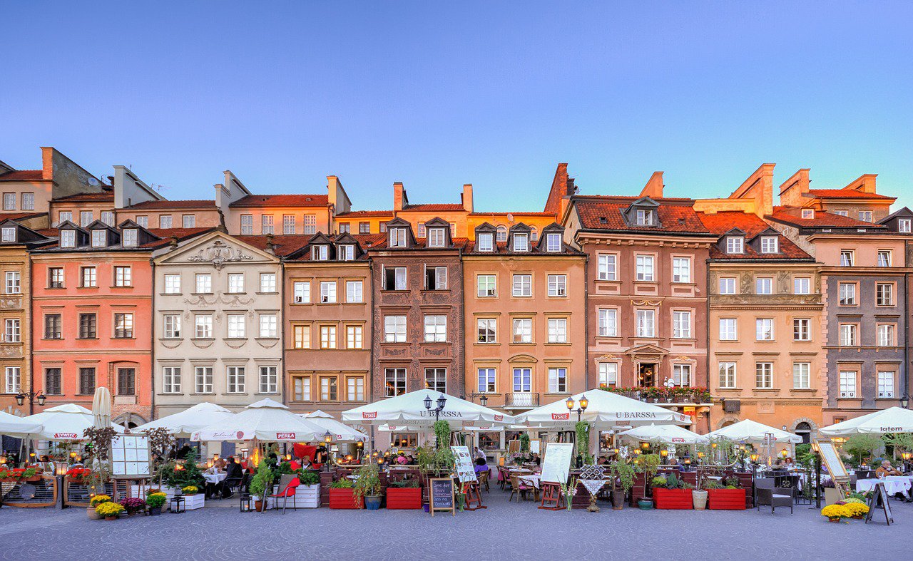 Buildings Warsaw.jpg