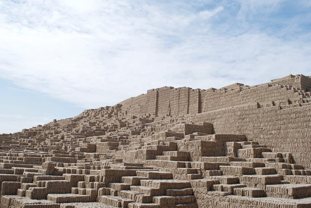 Huaca Pucllana - Lima.jpg