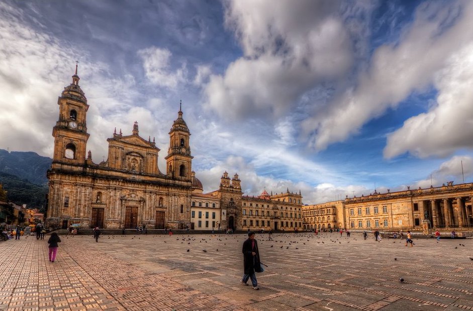 bogota-riding-plaza.jpg
