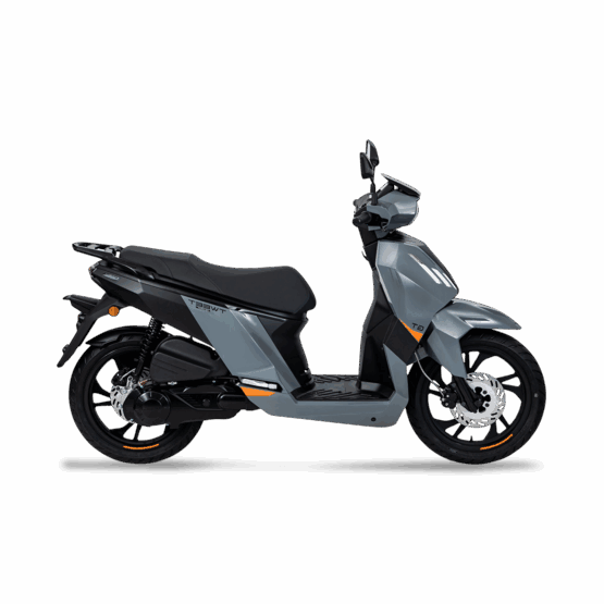 Assumi un Peugeot Tweet 125 Scooter in Napoli dal 26 € per giorno